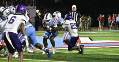 Zachary Broncos host Warren Easton for Homecoming Zachary Broncos host Warren Easton for Homecoming